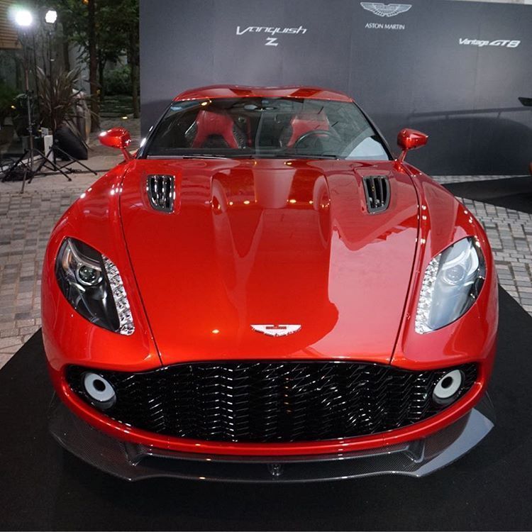Aston Martin Vanquish Zagato Mehr