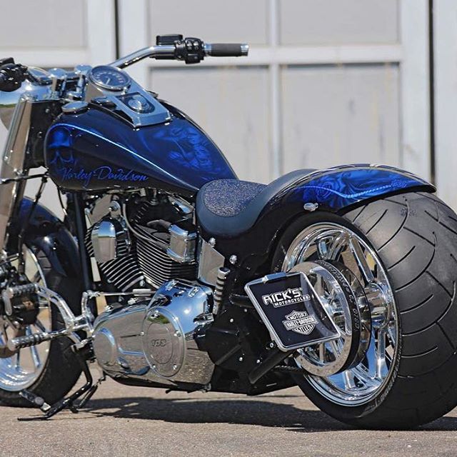 Harley Davidson Custombikes on Instagram: “TAG your own one-of-a-kind, customized Harley-Davidson ride using ? @harleyshowroom ?  to have your chance to see it on this site❗️…”