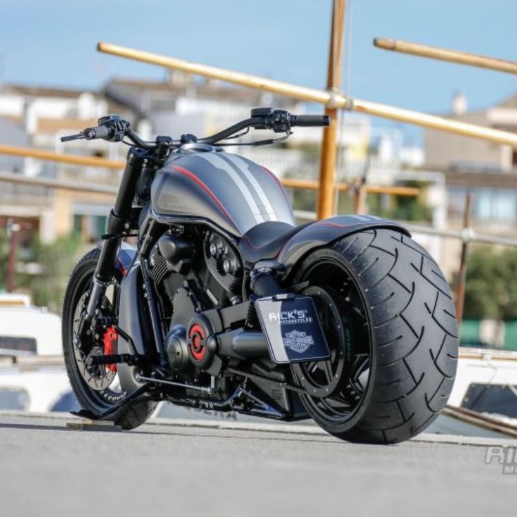 Harley Davidson V Rod Fat Ass “Edition 1” by Rick’s Motorcycles