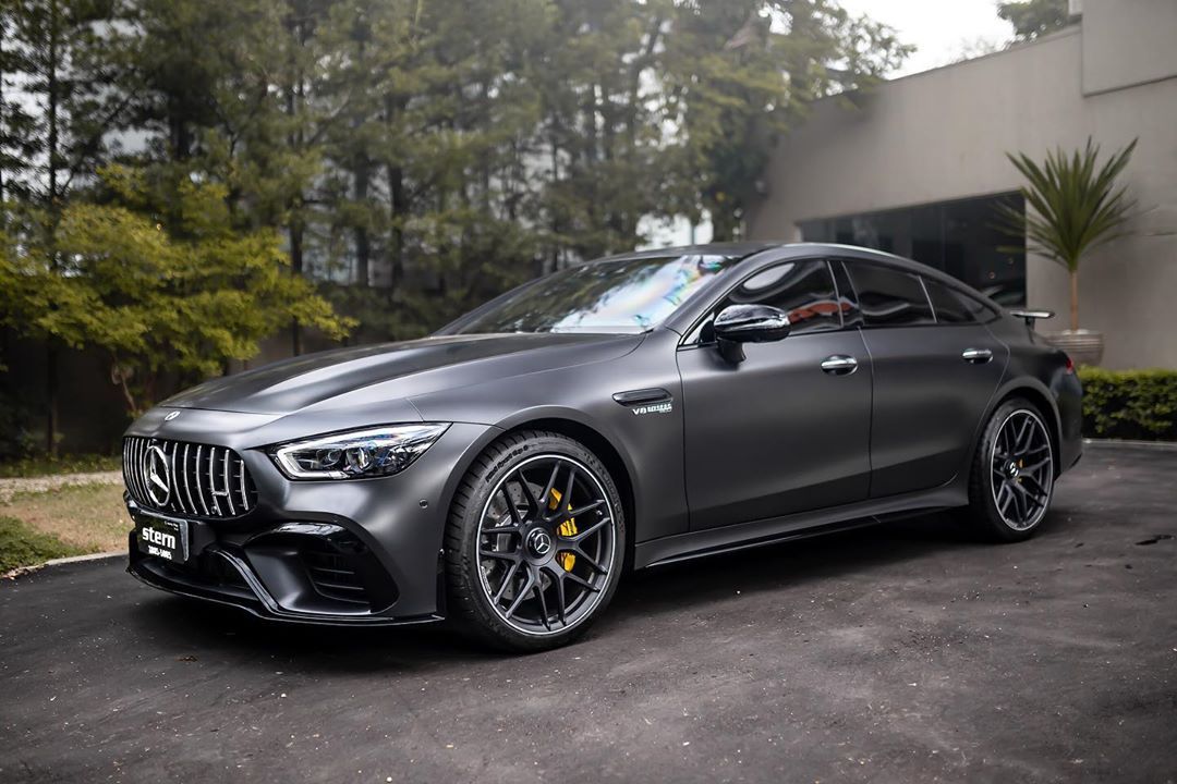 Stern Import on Instagram: “Novidade em nosso estoque. Mercedes-Benz AMG GT 63s 4-Door Coupé, preta fosca com interior preto, 2018/2019, 0km, blindada Cart (AGP…”