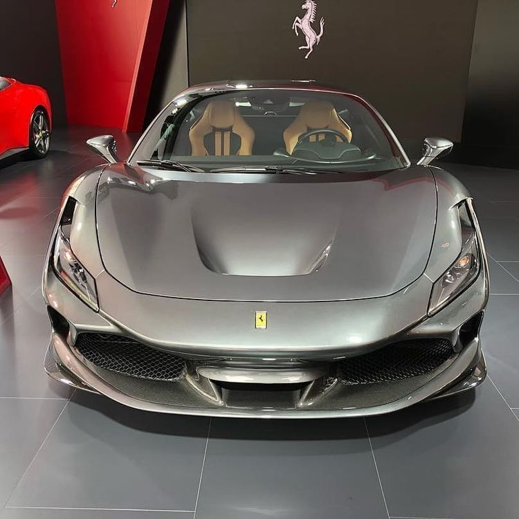F8 Tributo | Ferrari