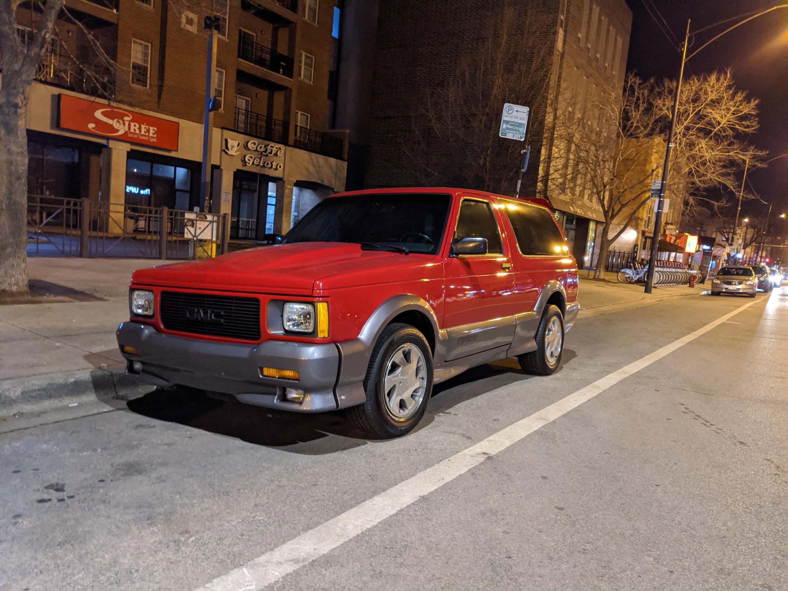 Pristine GMC Typhoon spotted in Chicago last night