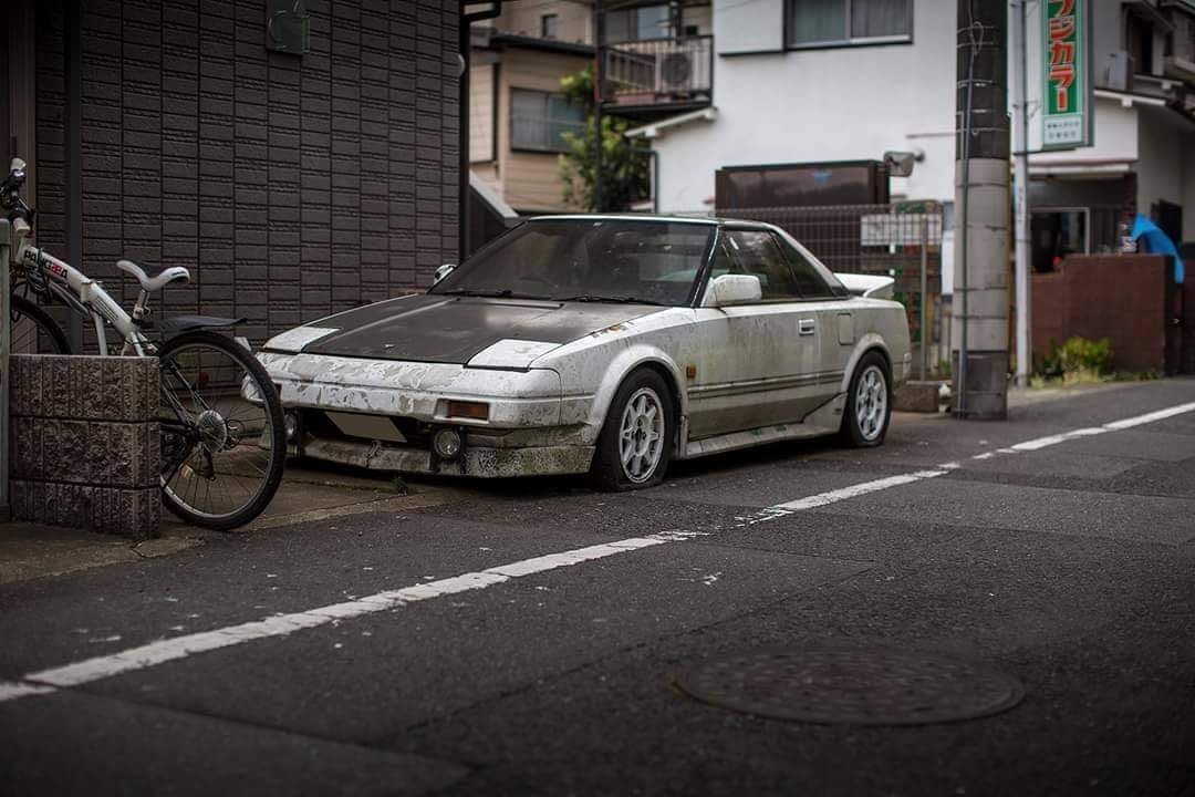 Abandoned Toyota MR2 – Speedhunters