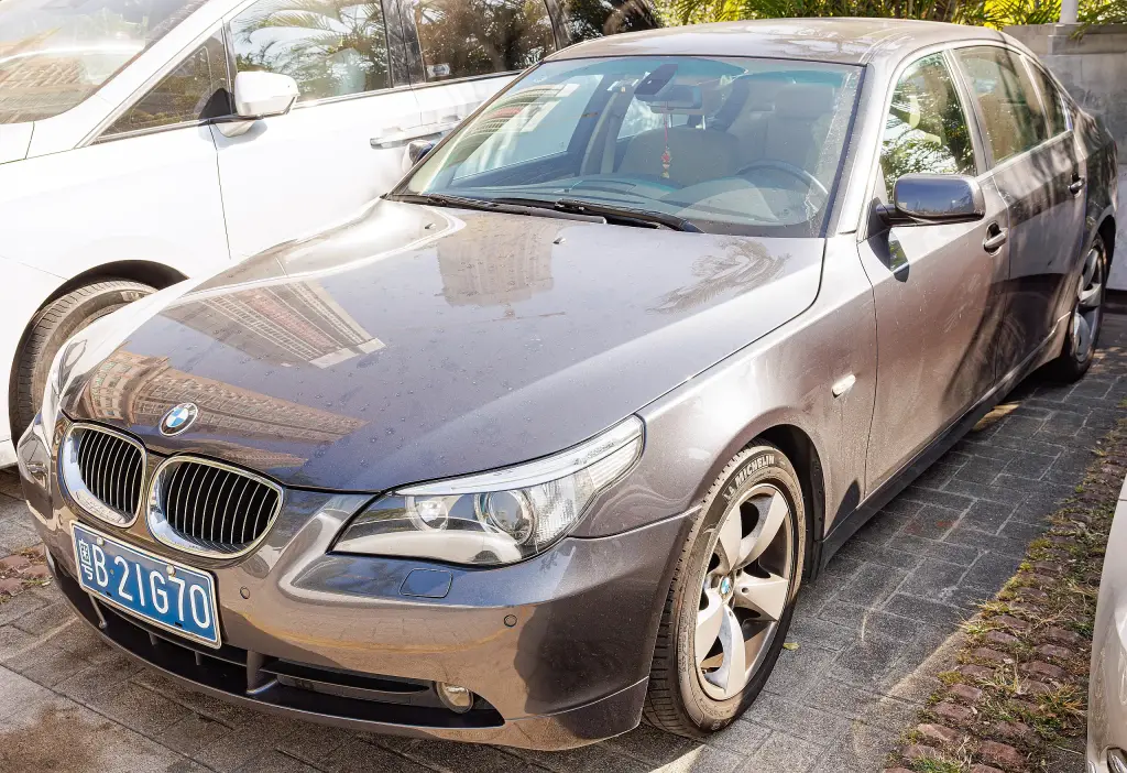 Front view of a BMW 5 Series E60
