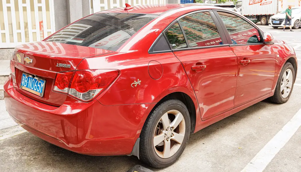 Chevrolet Cruze J300, rear