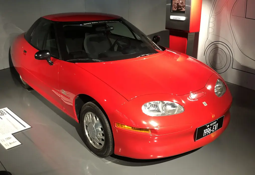 1996 General Motors EV1 at the Shanghai Automobile Museum