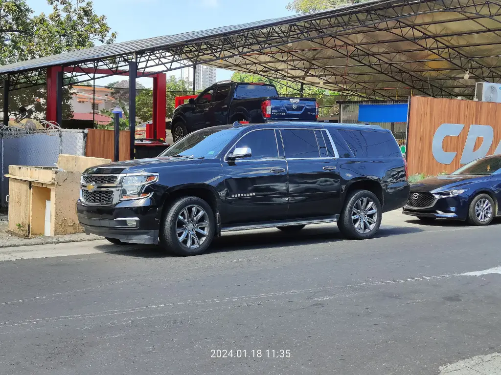 Chevrolet Suburban in Panama