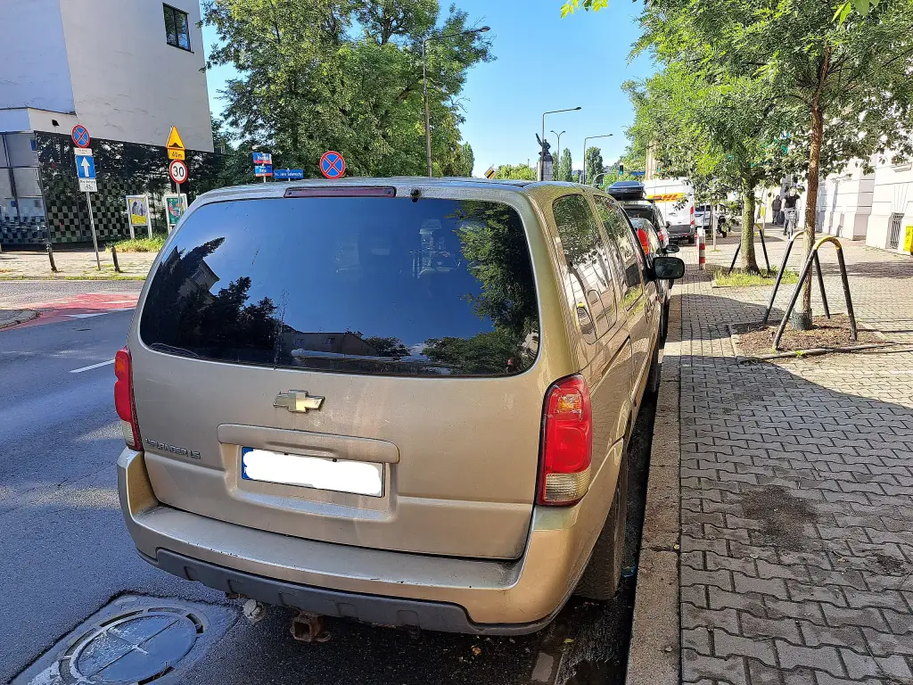 Chevrolet Uplander, front view
