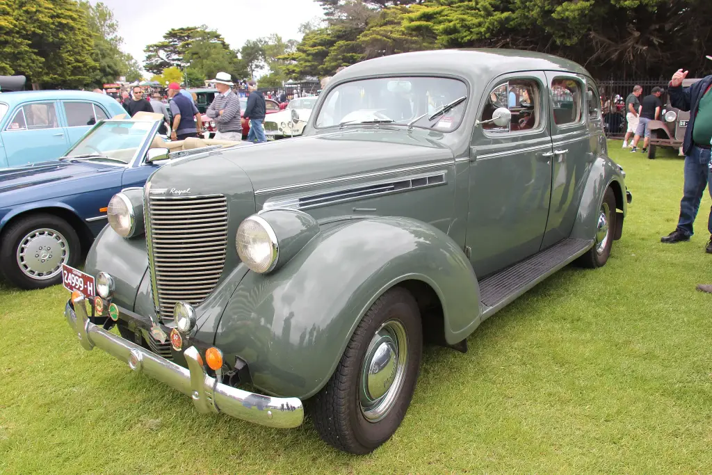 1938 Chrysler Royal sedan