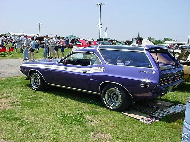 Dodge at4