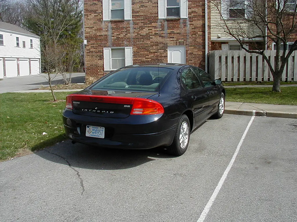 Dodge intrepid se