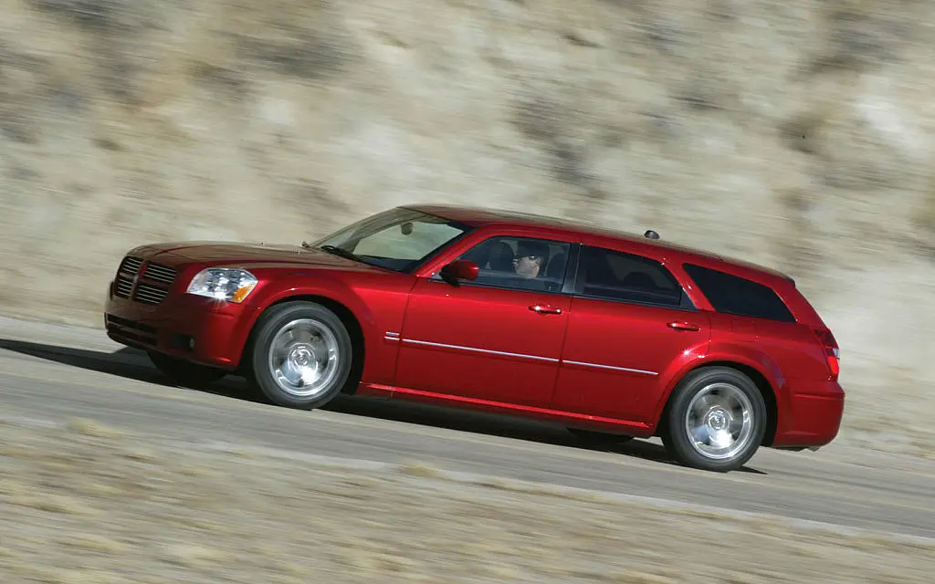 Dodge magnum awd