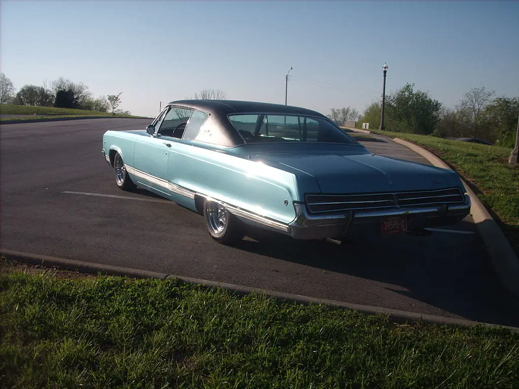 Dodge monaco