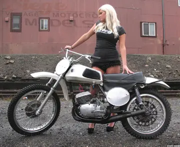 Cz 125