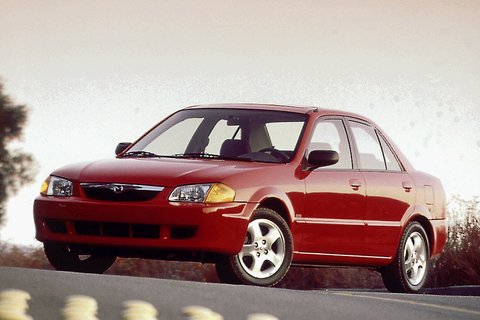 Mazda 2000