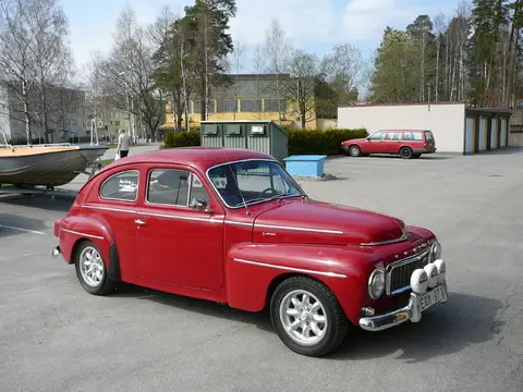 Volvo 744