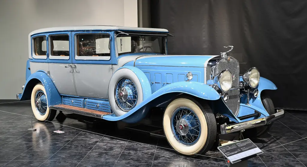 1931 Cadillac V-16 Series 452A