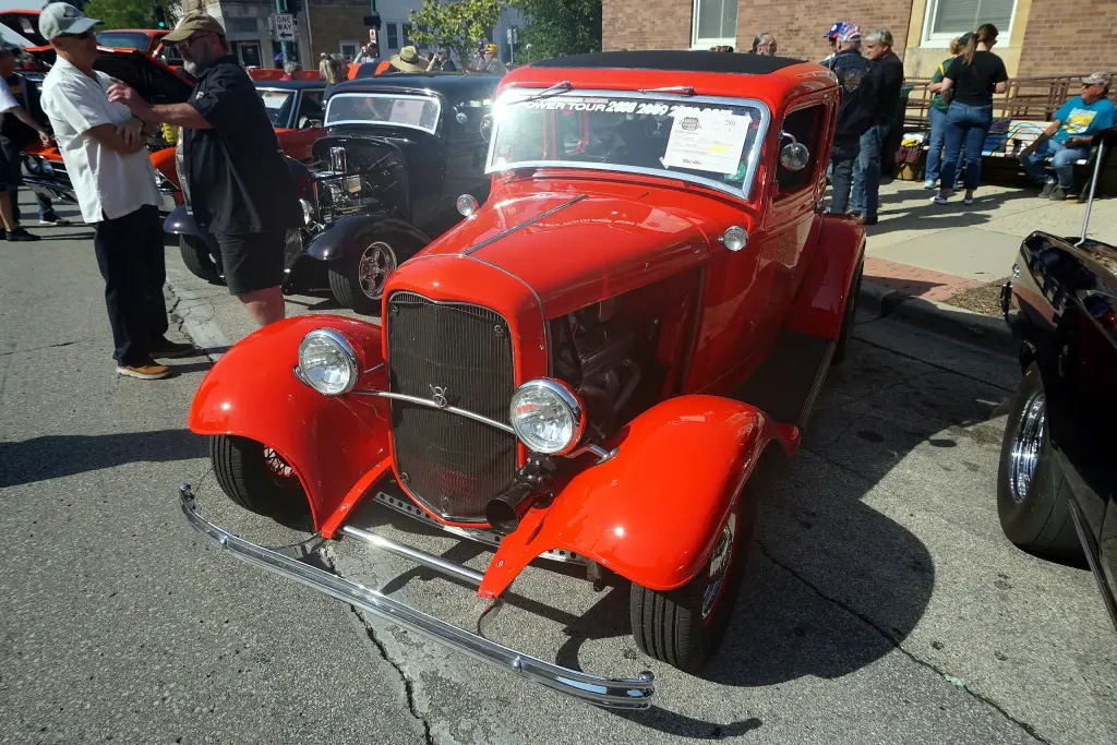 1932 Ford Model B at a car show
