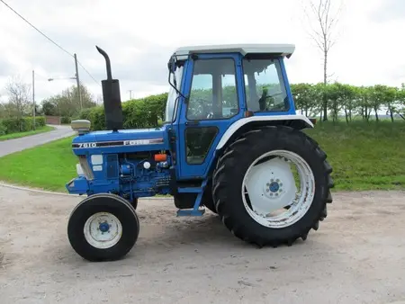 Ford 7610
