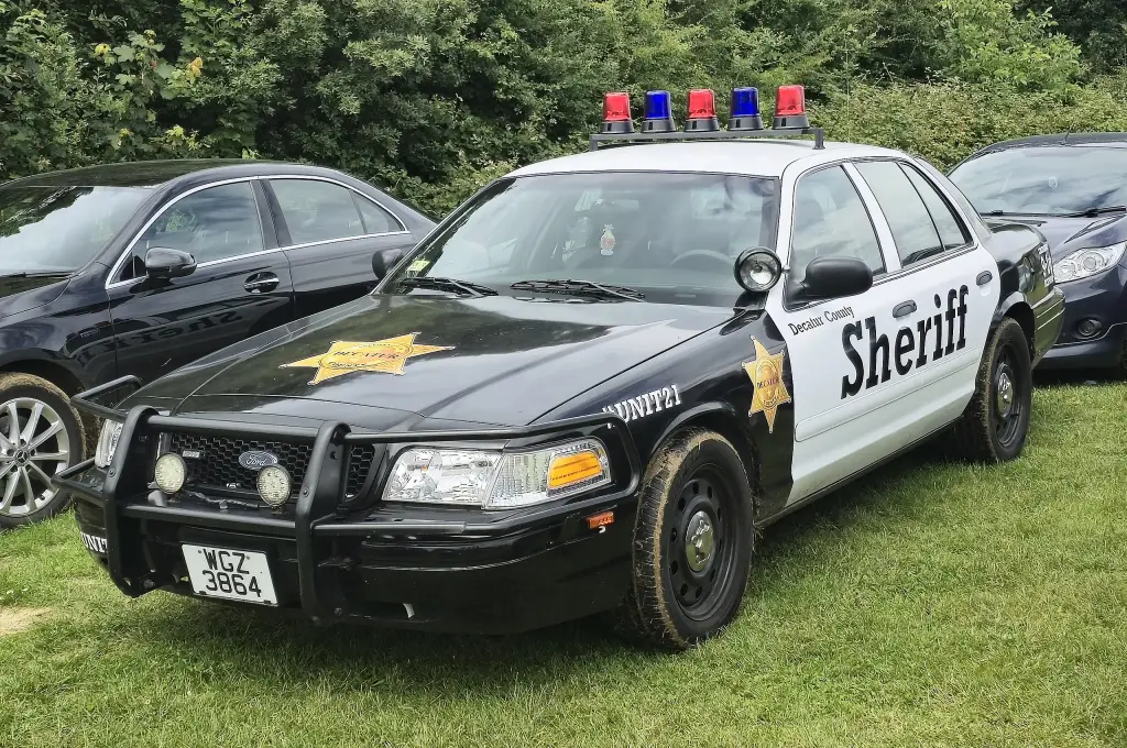 2008 Ford Crown Victoria Police Cruiser