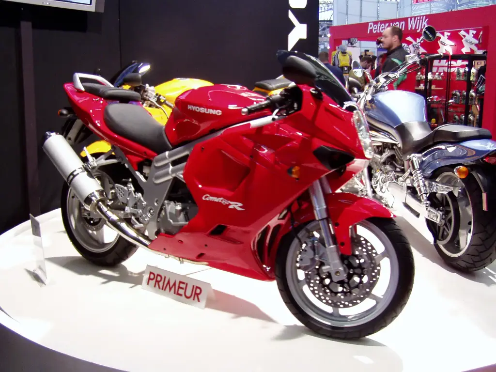 Hyosung Comet 650 R