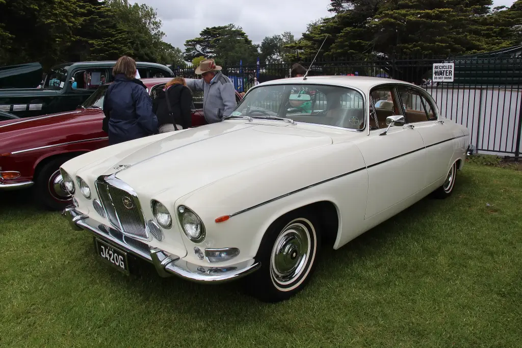 1968 Jaguar 420G saloon