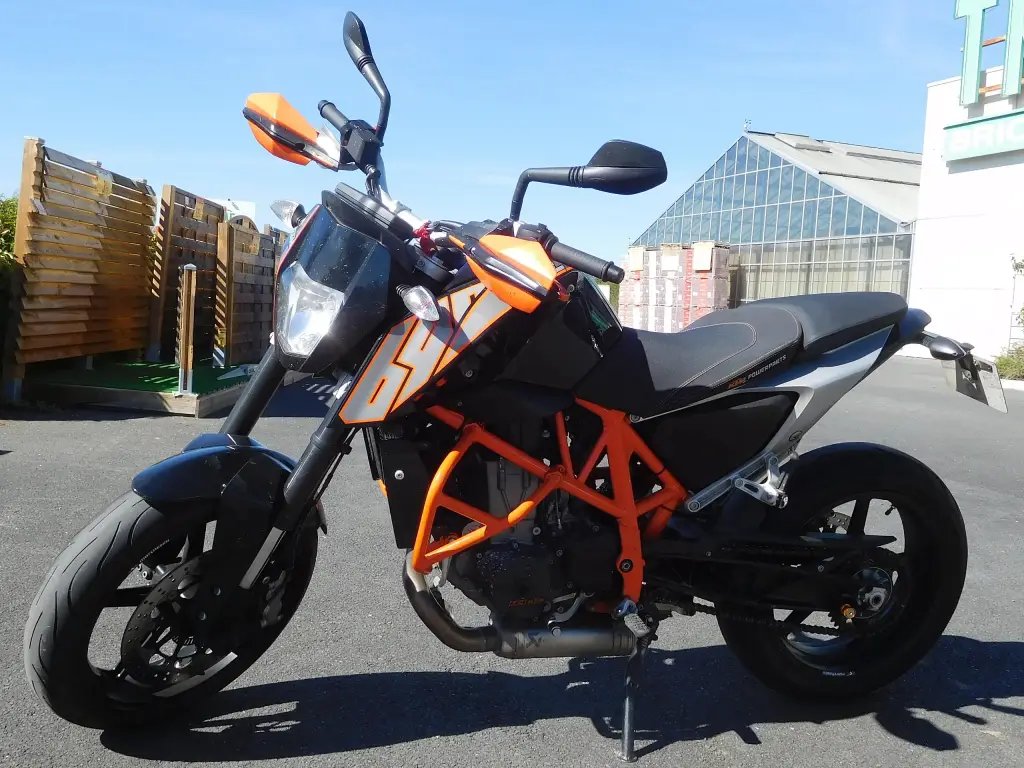 KTM 690