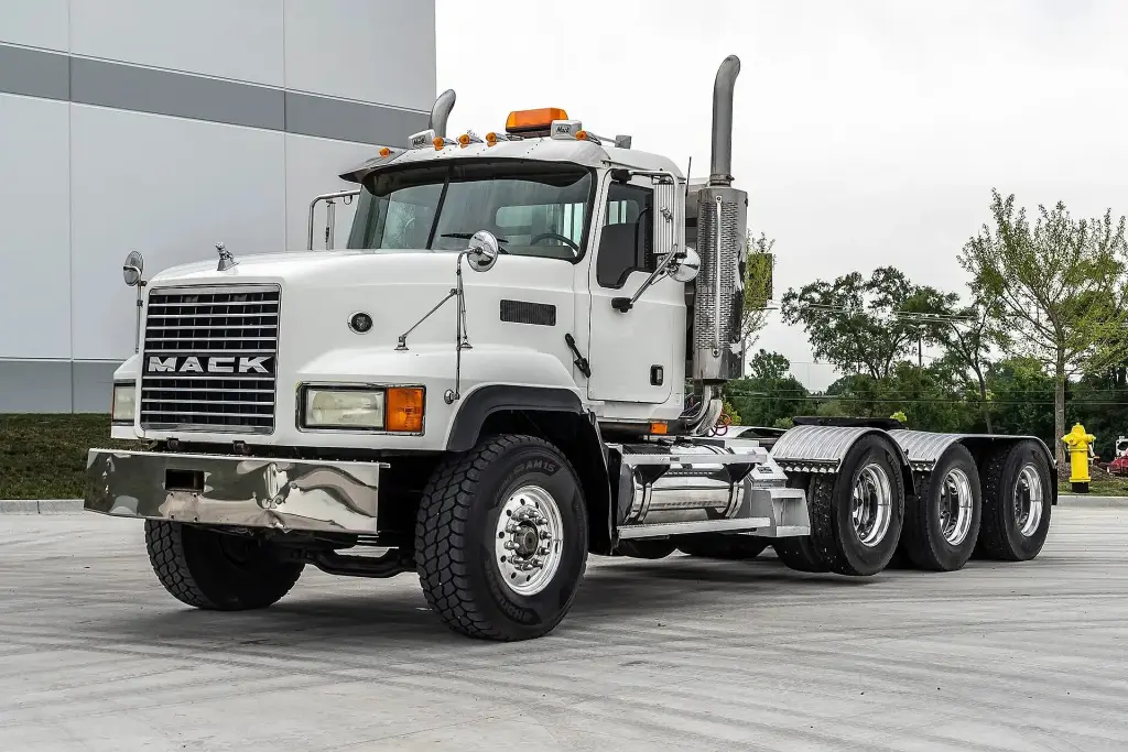 White Mack CL tri-axle day-cab tractor