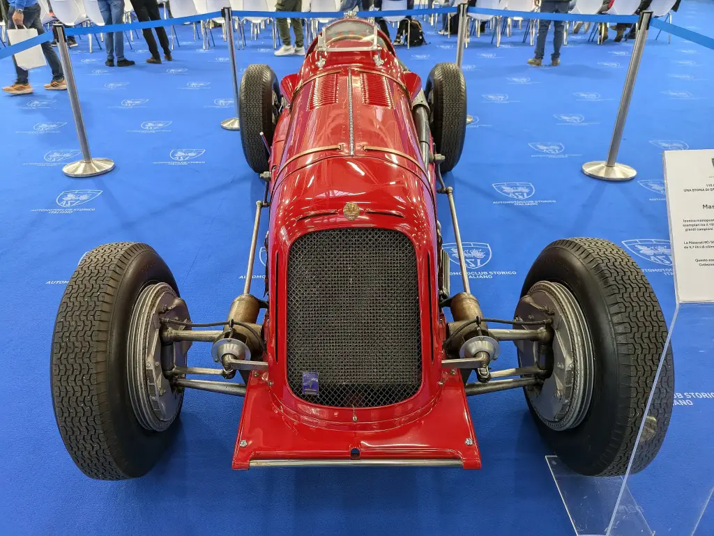 Rear of a Maserati 6C 34
