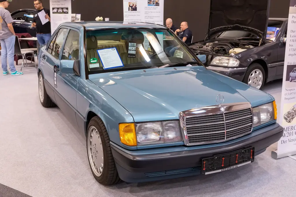 Mercedes-Benz 190 E 2.6