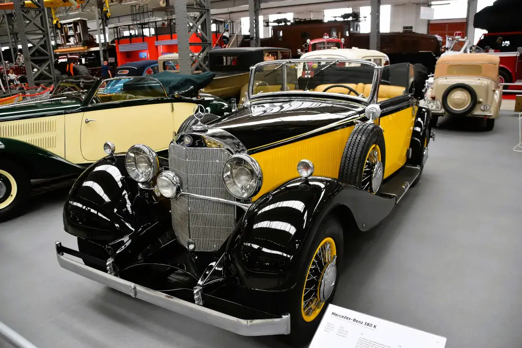 Mercedes-Benz 380 K Cabriolet W22