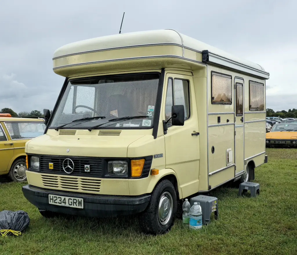 1990 Mercedes TN 308D campervan