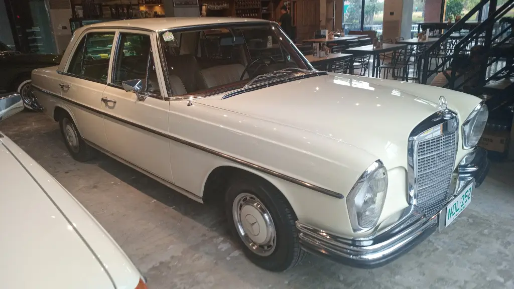 Mercedes-Benz W108 280 SE