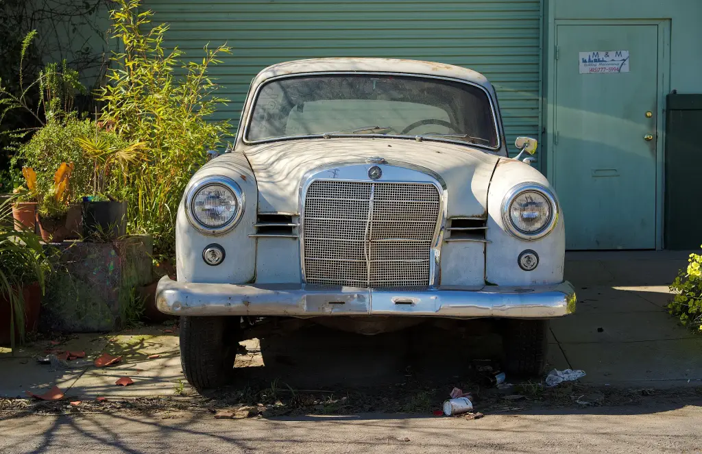 A worn Mercedes-Benz W120