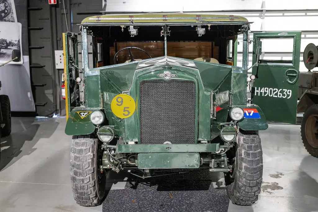 Morris Commercial C8 FAT Quad