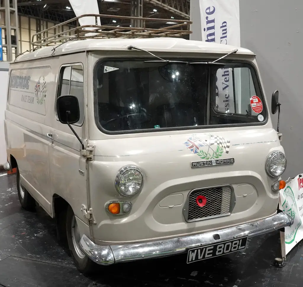Austin Morris J4 van
