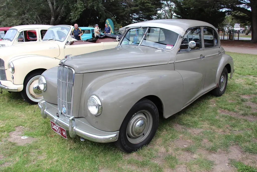 1953 Morris Six MS de-luxe saloon