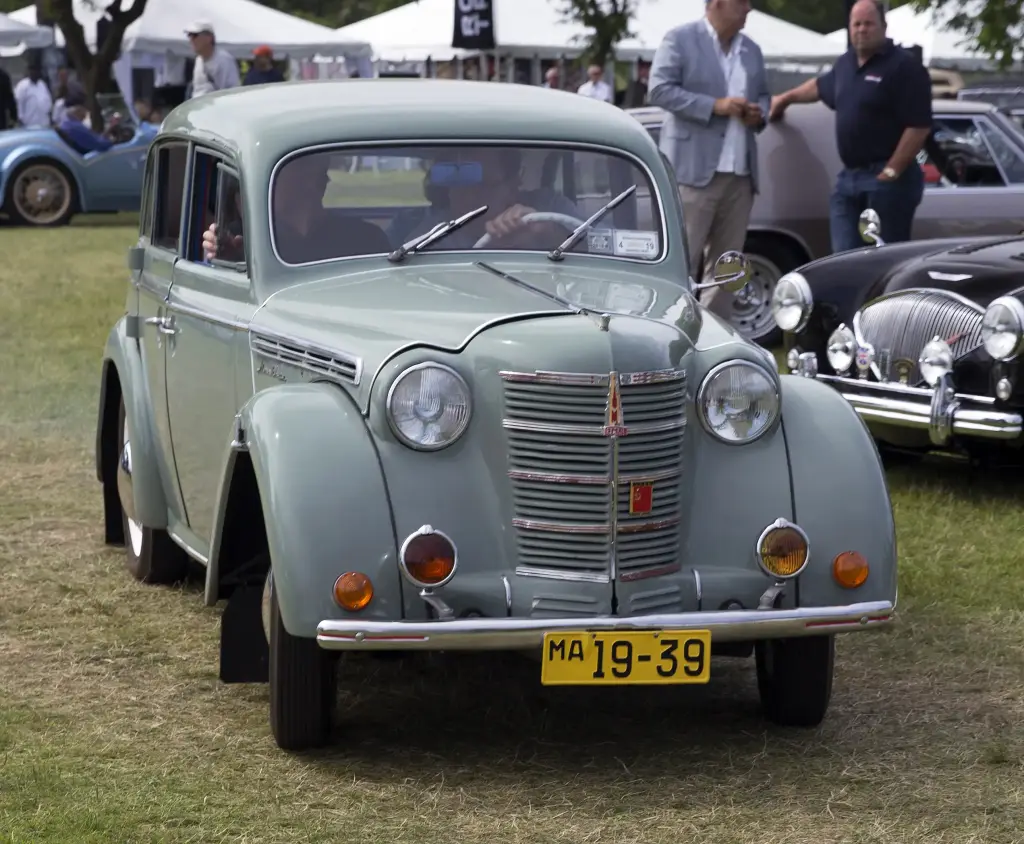 1951 Moskvich 400-420