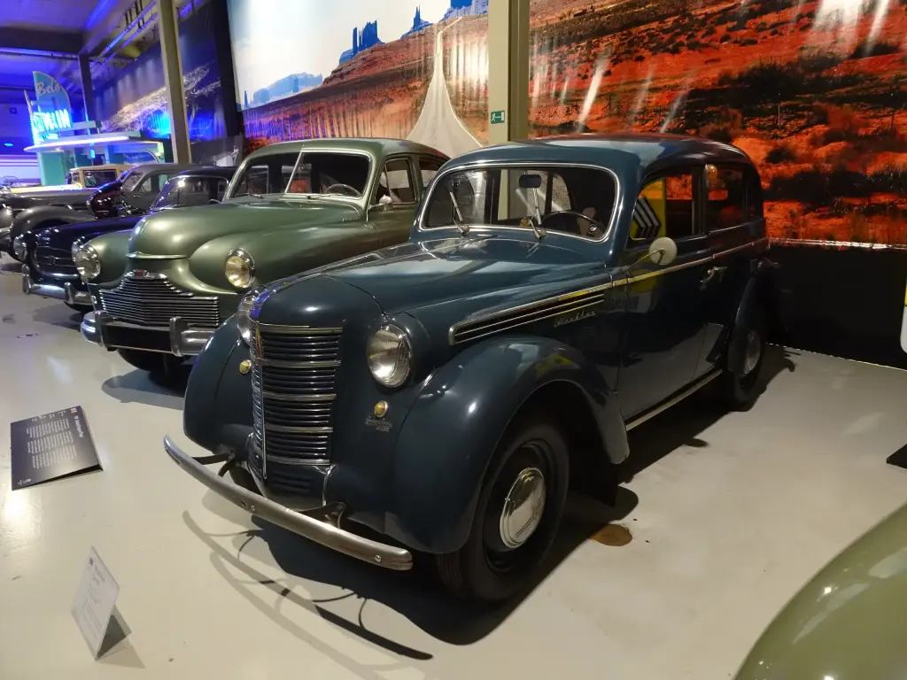 Moskvich 400 exported to Belgium