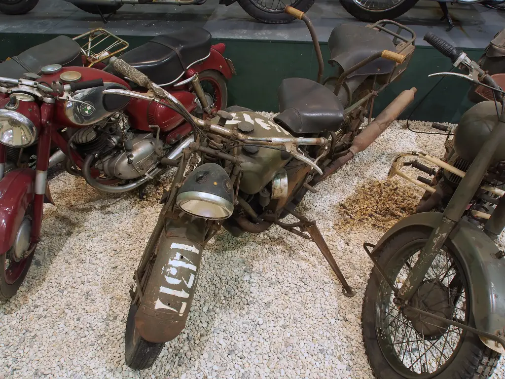 1939 Moto Guzzi Alce in a museum