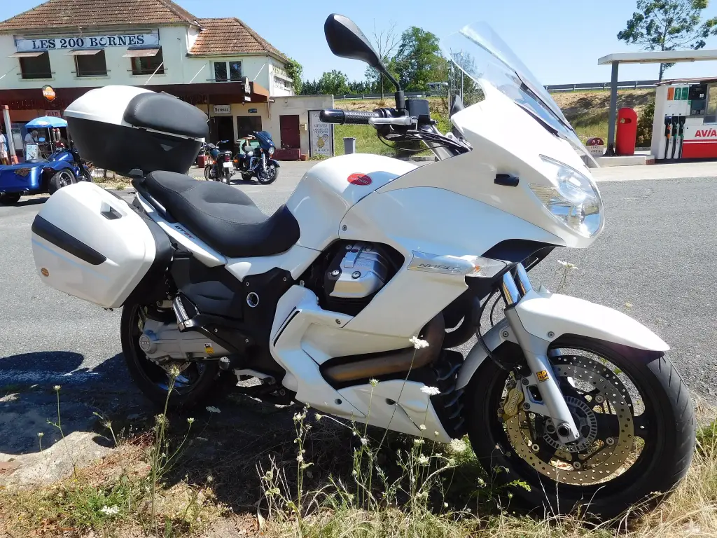Moto Guzzi Norge 1200 GT 8V