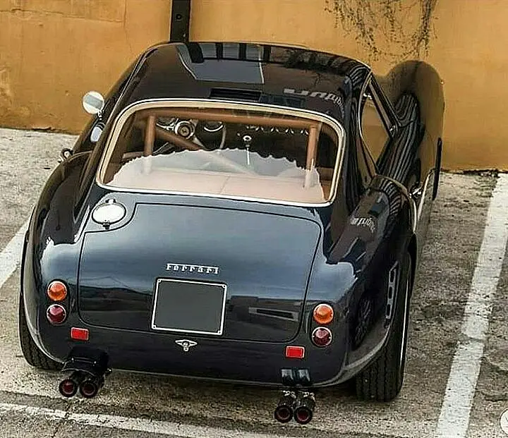Black Ferrari 250 GT, rear view