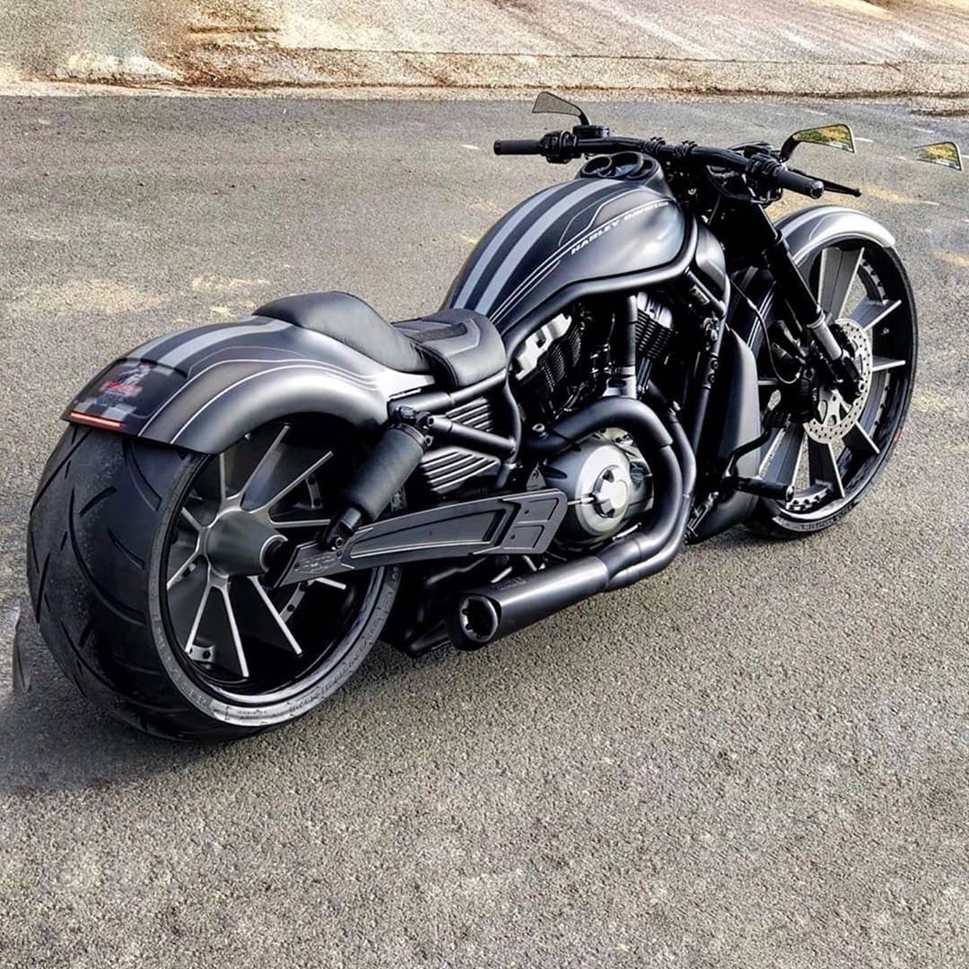 Laffing Choppers® on Instagram: “#Repost @customchoppers ・・・ . . . #chopper #choppers  #choppershit #chopperlive  #customchoppers #custom  #biker #bikers #motorcycle…”