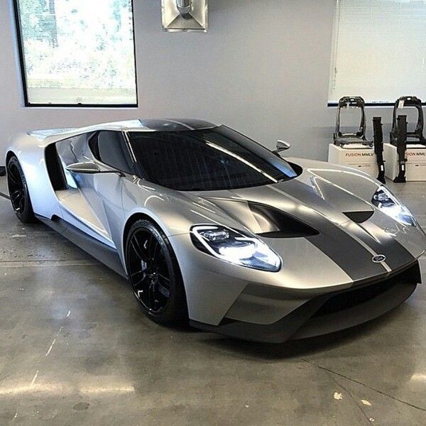 New Ford GT~ #luxurycars #coolcars