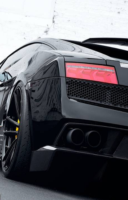 Lamborghini Gallardo … Loving the stance More