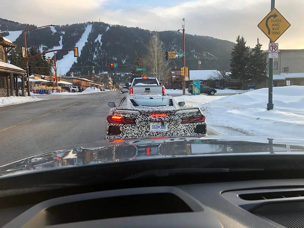 C8 braving the elements? Just needs a ski rack…