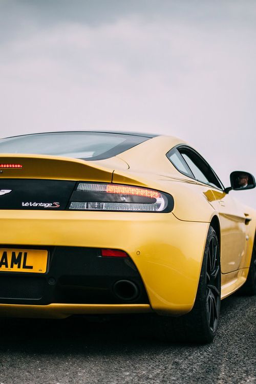 Aston Martin auto – nice image