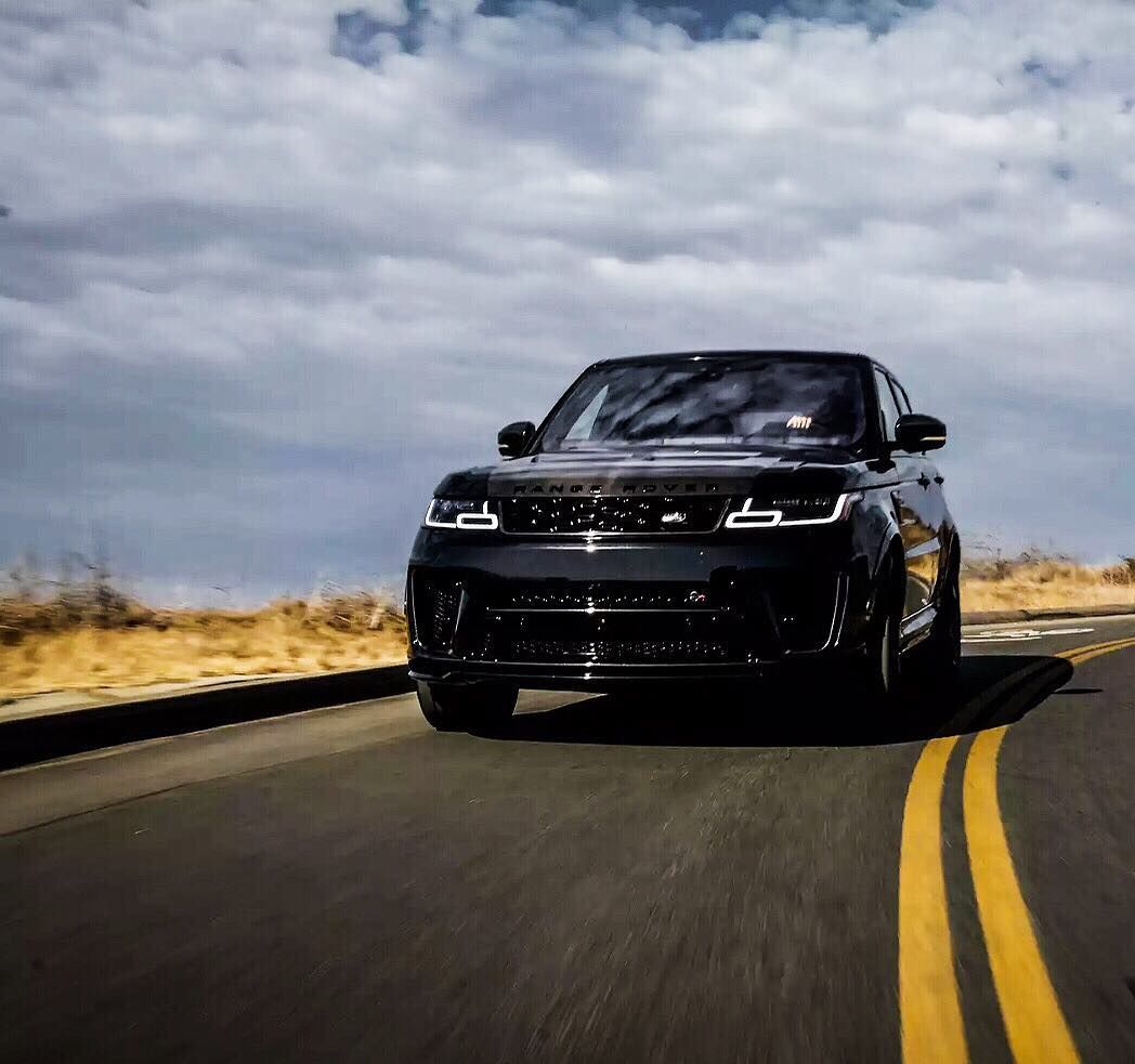 Tremendous Automobiles™ on Instagram: “#sundayfunday with an all Black 2018 Range Rover Sport SVR  ______________________________________________________________ #style…”