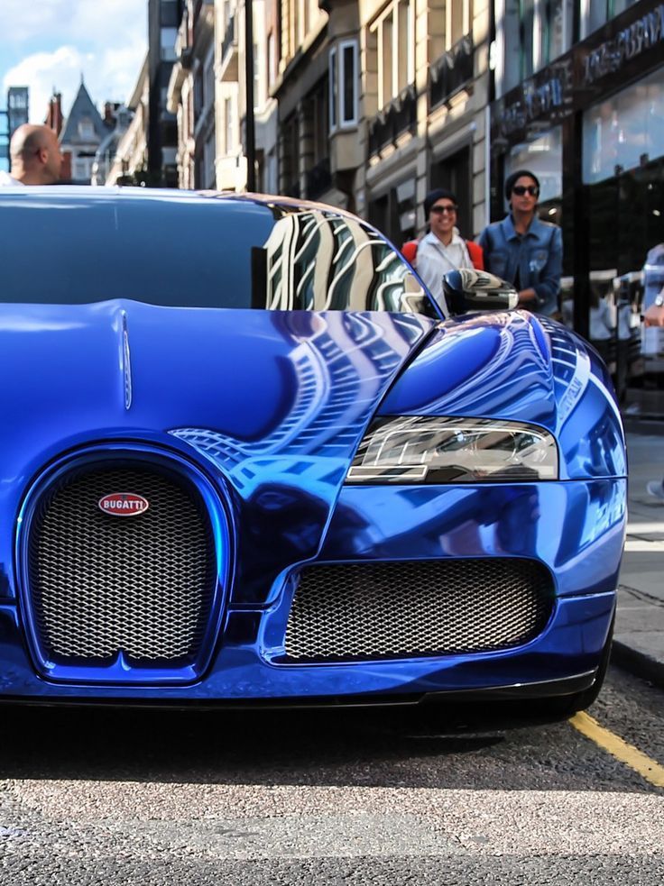 Bugatti – in blue, Yesssss