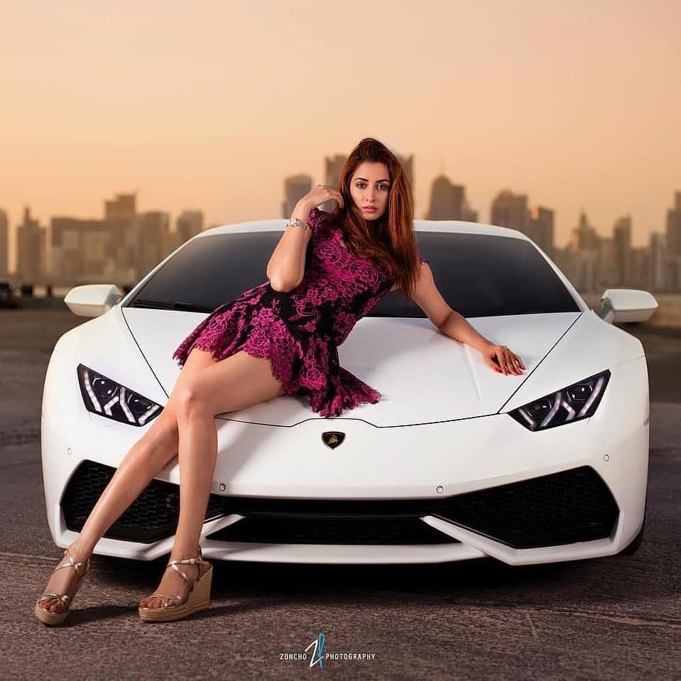 Which one would you choose?? Car or Girl ?? A tough decision Follow Supercars.of…